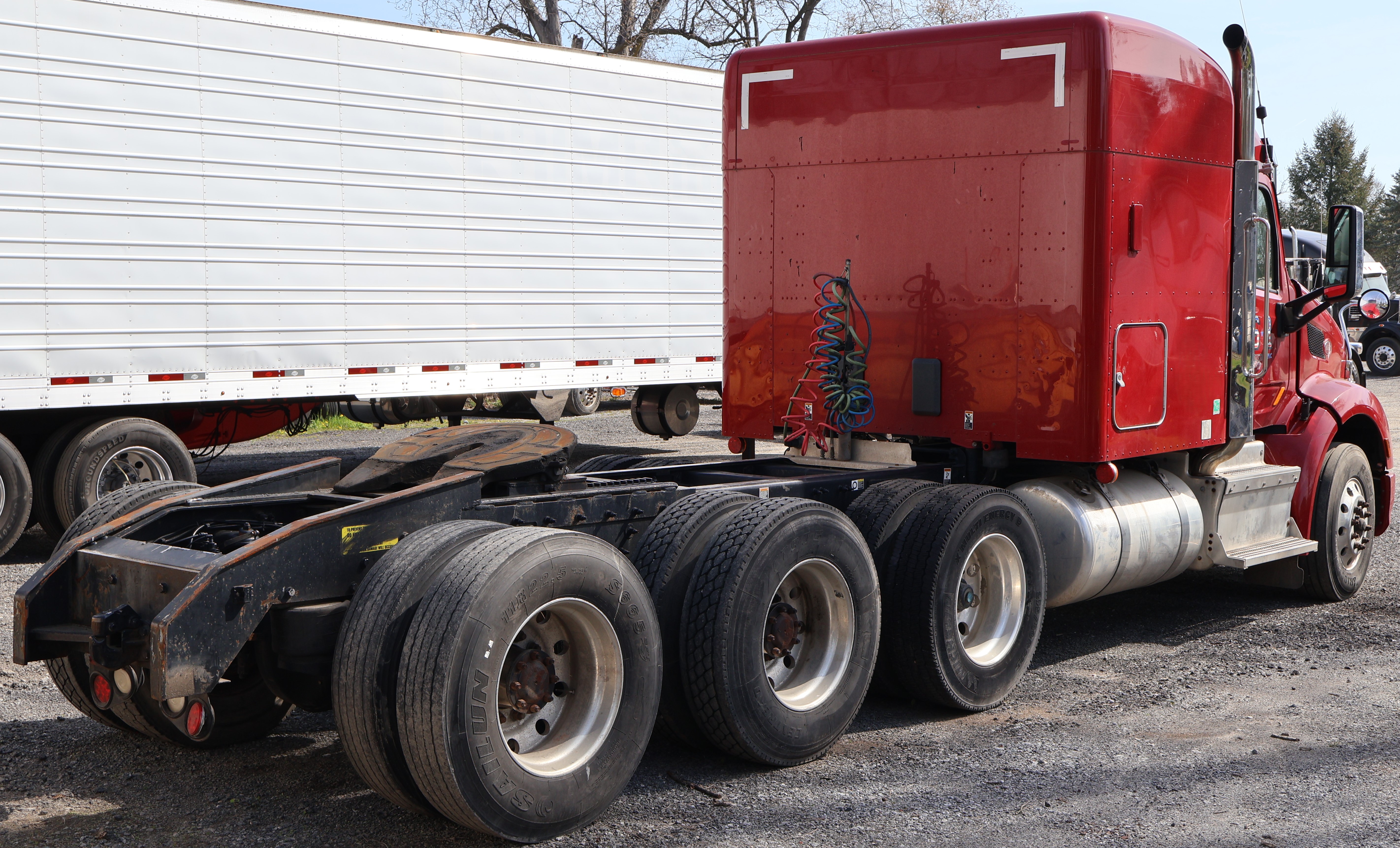 2016 PETERBILT 579 - Image 3